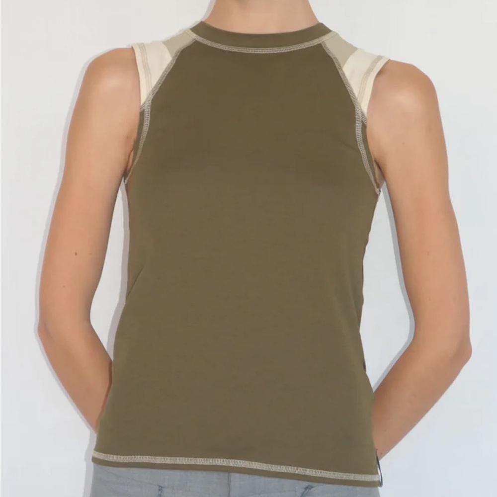 Paloma Wool tank top 

NWT

size medium